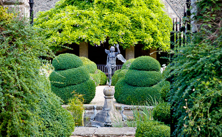 Little Compton Manor & Mill Dene Gardens, Gloucestershire